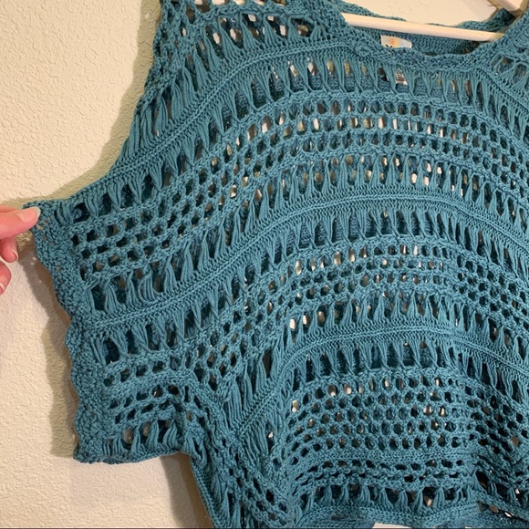 Dark Teal Knitted Crop Top - Picture 2 of 5
